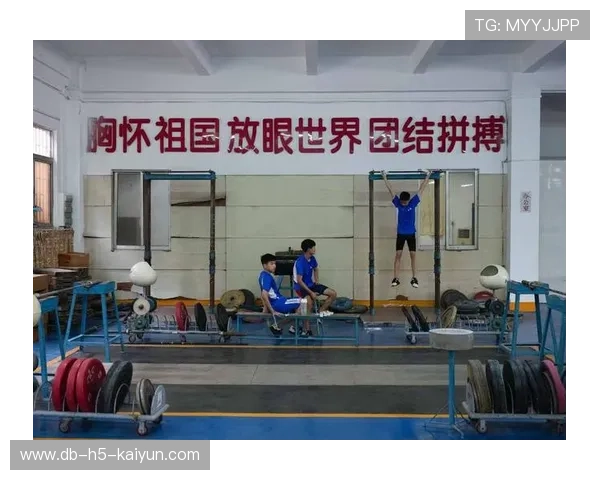 举重学院完善青少年训练的量化指标与成长预警体系，2021年6月份举重青年赛